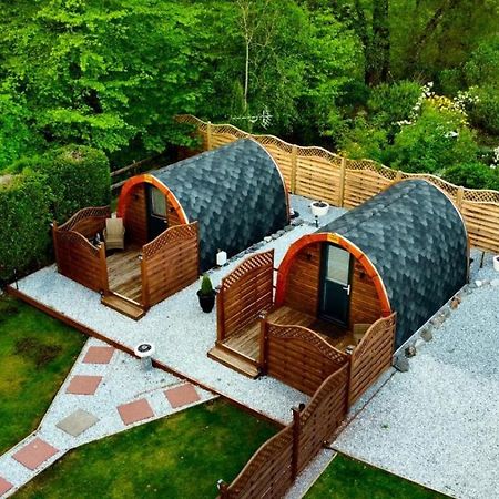 Highland & Transylvania Glamping Pods Ройбрідж Екстер'єр фото