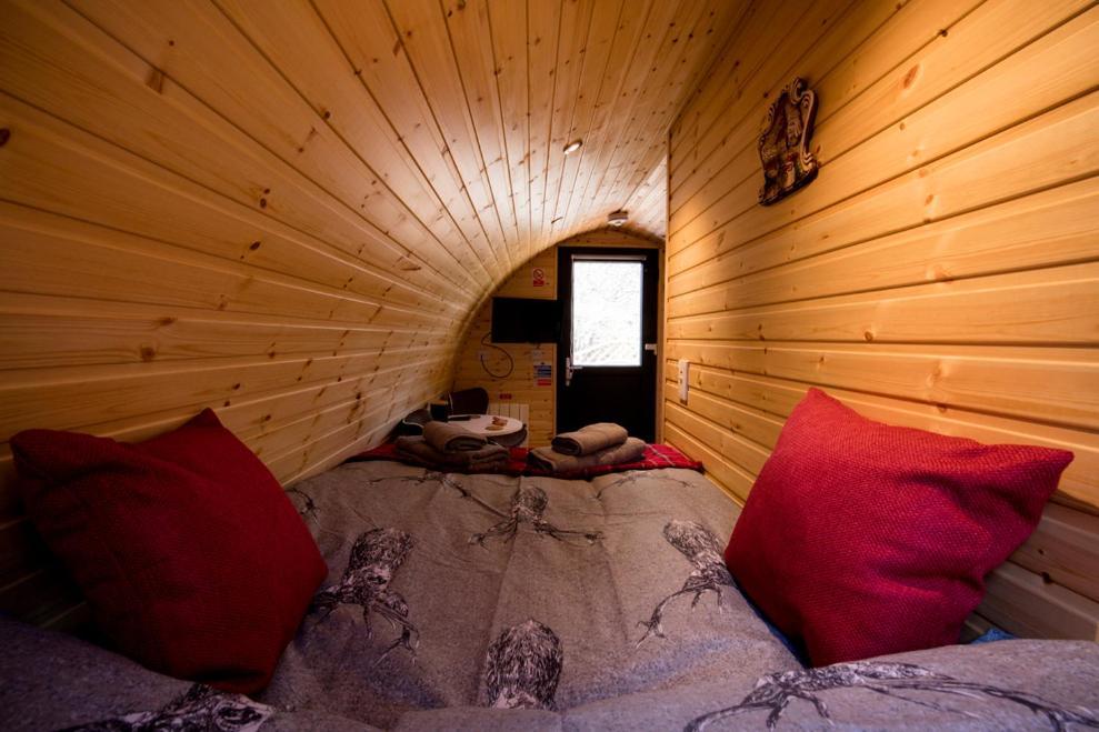 Highland & Transylvania Glamping Pods Ройбрідж Екстер'єр фото