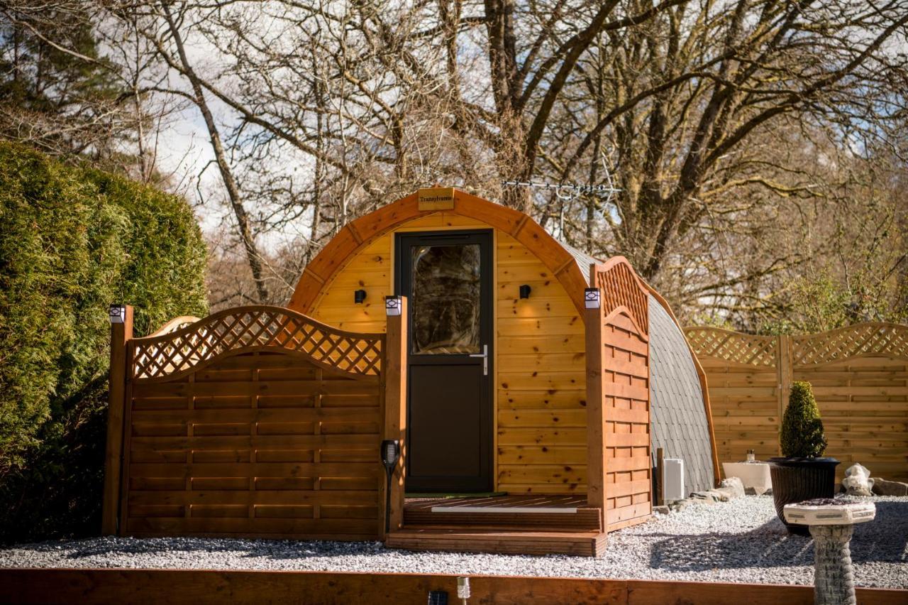 Highland & Transylvania Glamping Pods Ройбрідж Екстер'єр фото