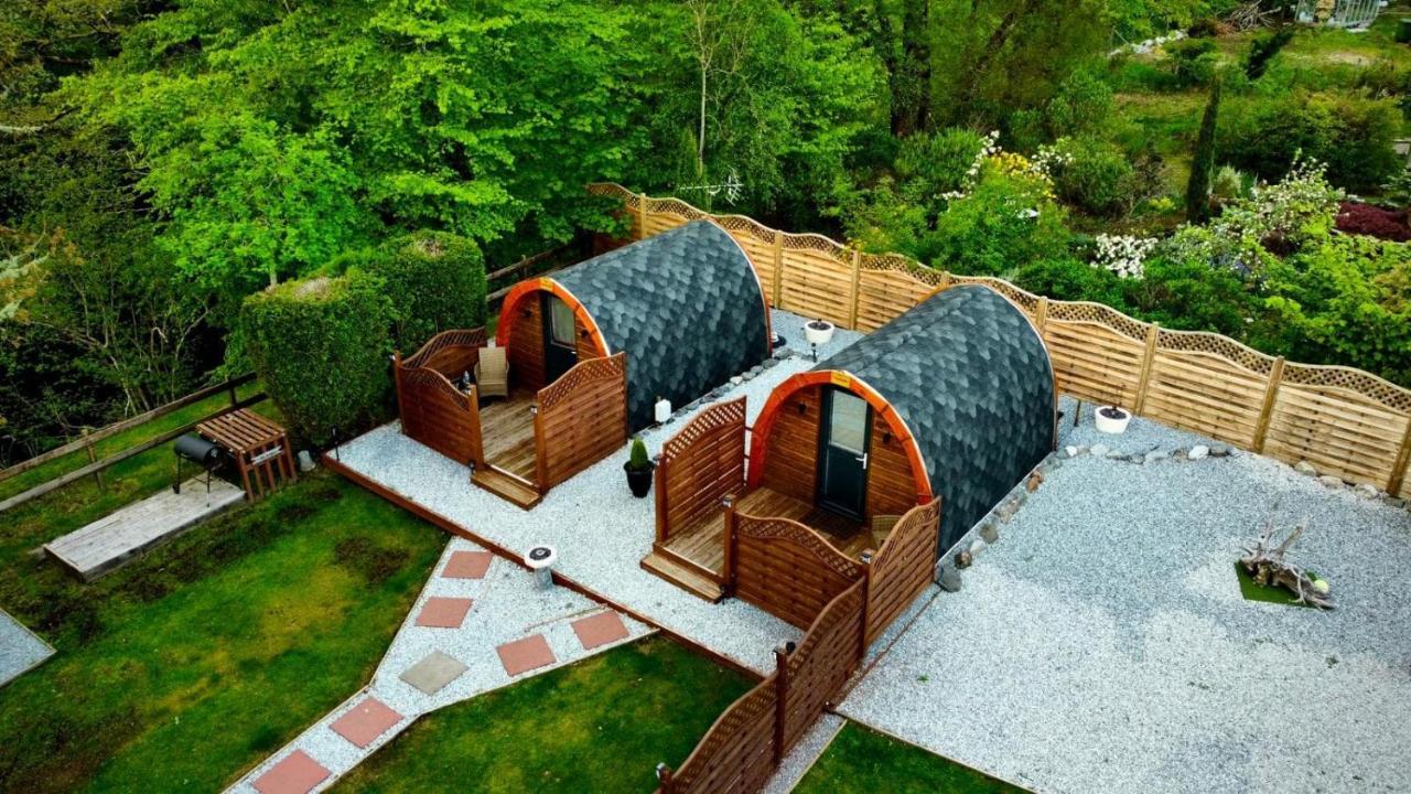 Highland & Transylvania Glamping Pods Ройбрідж Екстер'єр фото